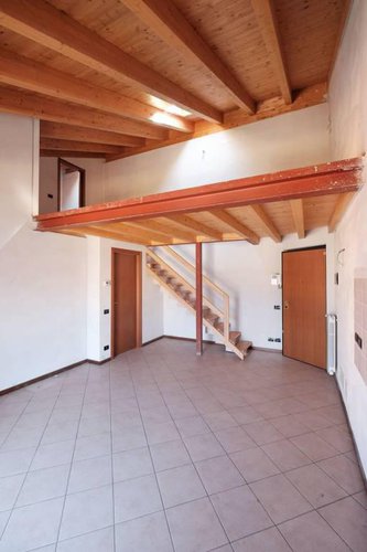 NUOVI APPARTAMENTI CON SOPPALCO, BALCONI, CANTINA E POSS. BO Cisano Bergamasco