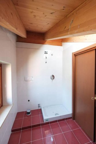 NUOVI APPARTAMENTI CON SOPPALCO, BALCONI, CANTINA E POSS. BO Cisano Bergamasco