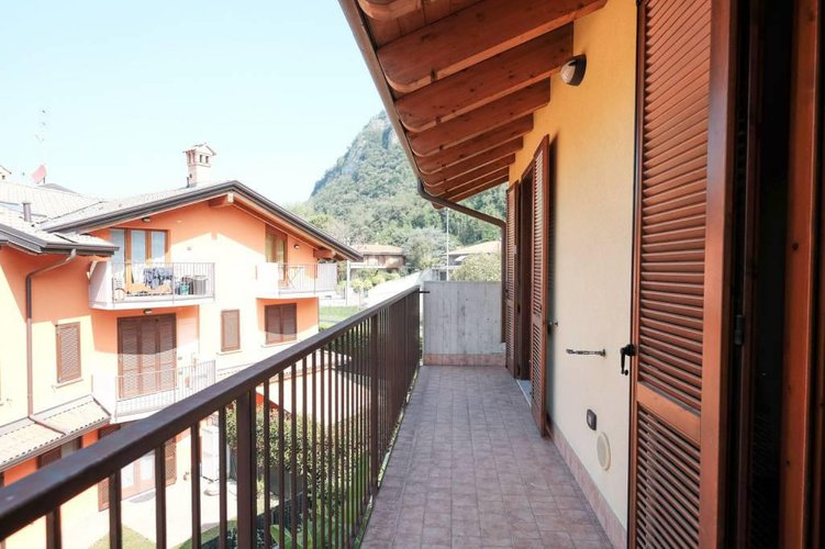 NUOVI APPARTAMENTI CON SOPPALCO, BALCONI, CANTINA E POSS. BO Cisano Bergamasco