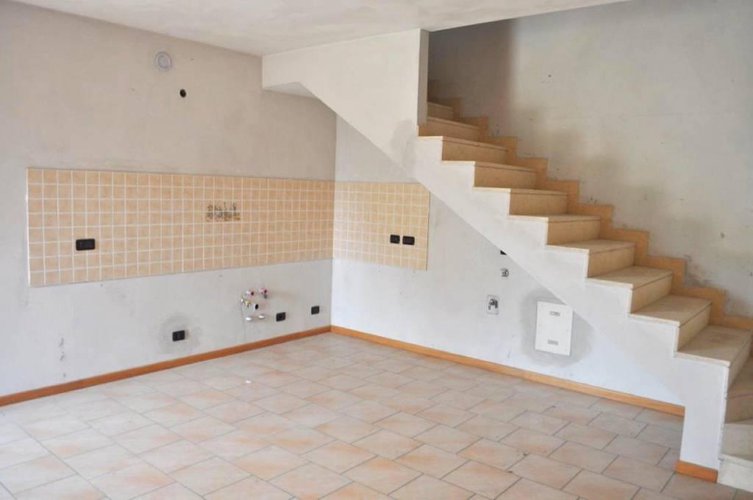 NUOVO DUPLEX CON BOX DOPPIO Cisano Bergamasco