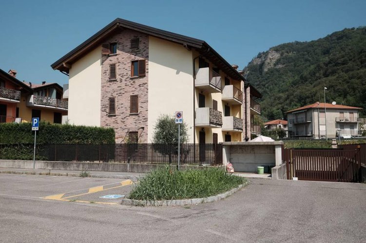 NUOVO TRILOCALE MAI ABITATO CON CANTINA E POSS. BOX Cisano Bergamasco