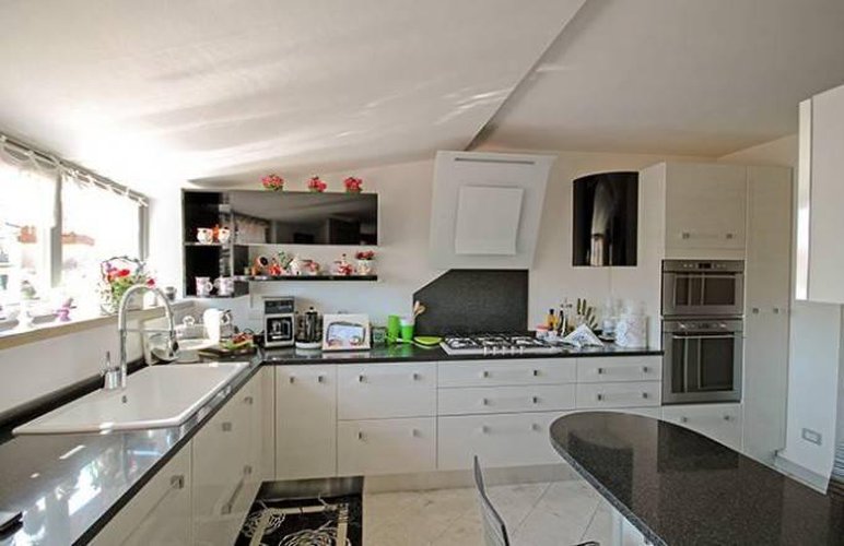 Quadrilocale 200 mq posto nel cuore di Bergamo Bergamo