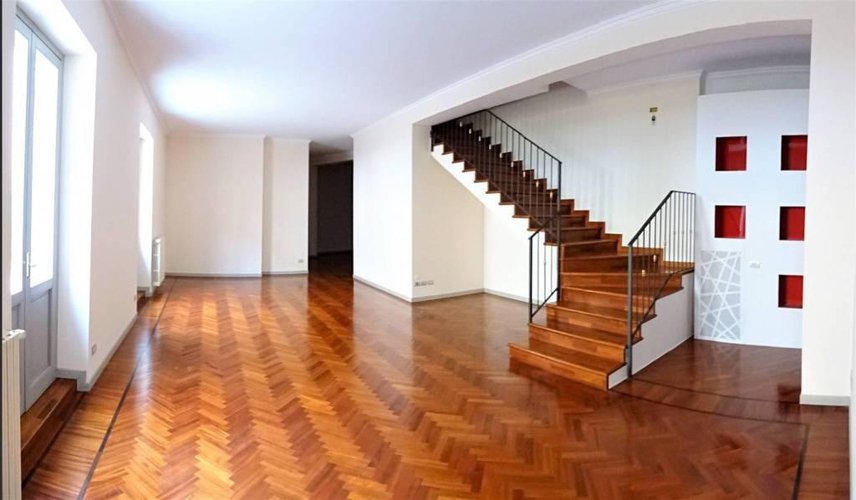 pentalocale di 290mq oltre terrazzi Bergamo