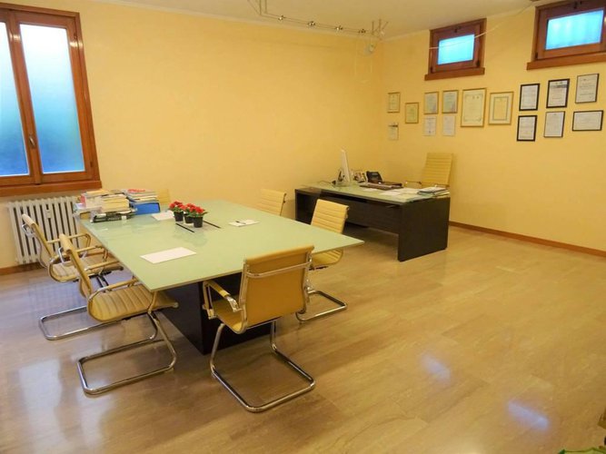 Ufficio 140mq in viale vittorio emanuele Bergamo