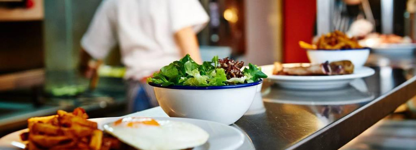 Negozio 300mq con unica vetrata di 20 ml frontestrada Curno