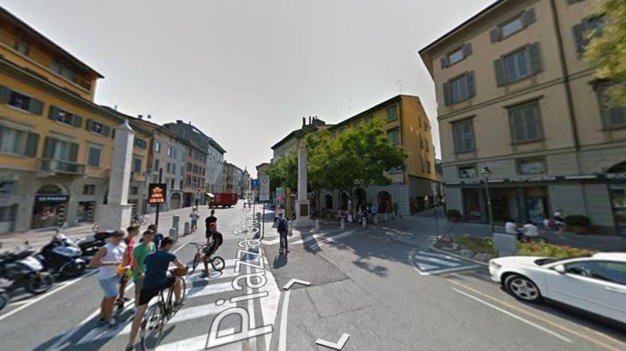 Trilocale 110mq totalmente ristrutturato con poss posto auto Bergamo