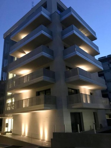 Quadrilocale 200mq con terrazze abitabili e box centro Bergamo