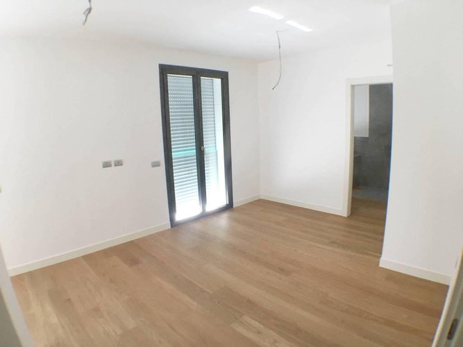 Quadrilocale 200mq con terrazze abitabili e box centro Bergamo