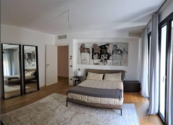 Quadrilocale 180mq con giardino di 170mq box Bergamo Centro Bergamo