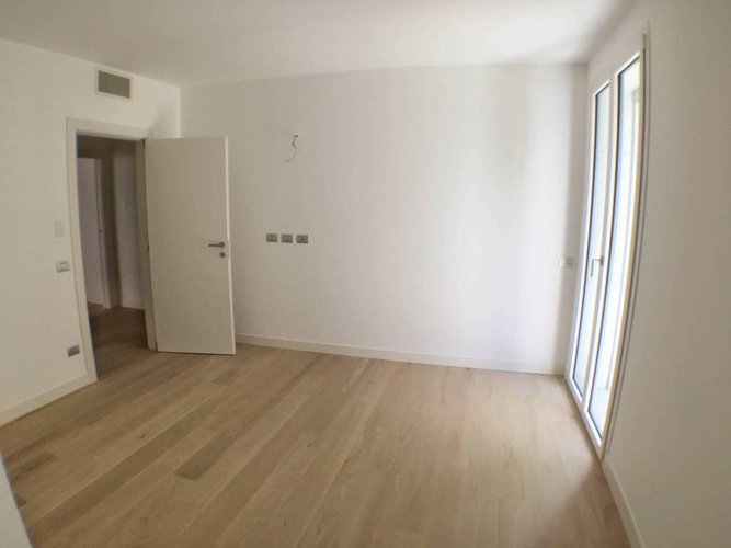 Quadrilocale 180mq con giardino di 170mq box Bergamo Centro Bergamo