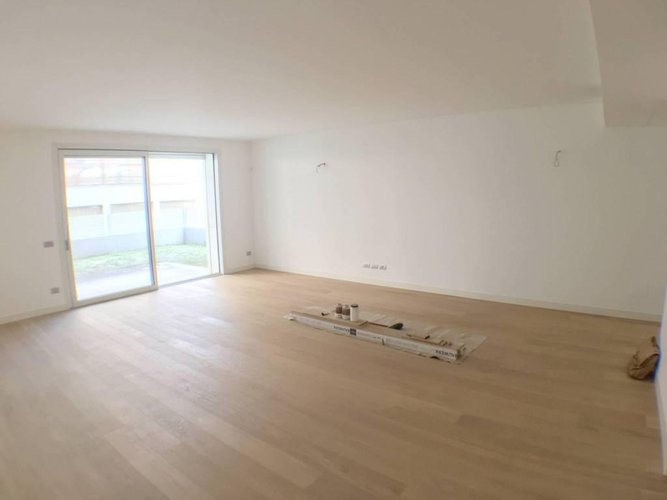 Quadrilocale 180mq con giardino di 170mq box Bergamo Centro Bergamo