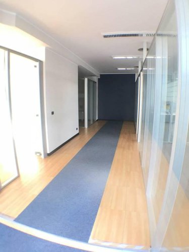 Negozio di 280mq con 7 vetrine fronte strada + magazzino Bergamo