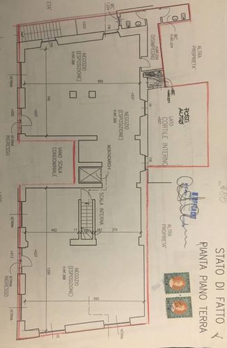 Negozio di 280mq con 7 vetrine fronte strada + magazzino Bergamo