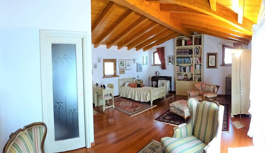 Villa singola di recentissima costruzione Brembate di Sopra