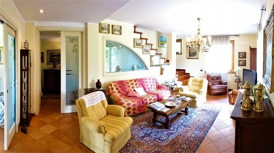 Villa singola di recentissima costruzione Brembate di Sopra