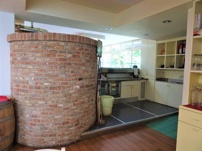 Negozio 360 mq adibito a ristorante tutto attrezzato Bergamo