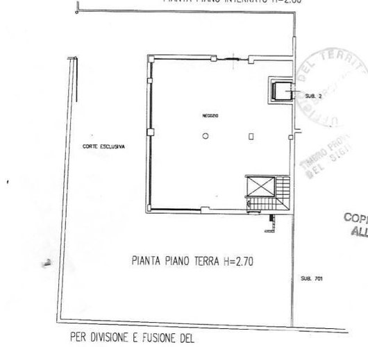 Negozio con 4 vetrine frontestrada e parcheggi privati Torre Boldone