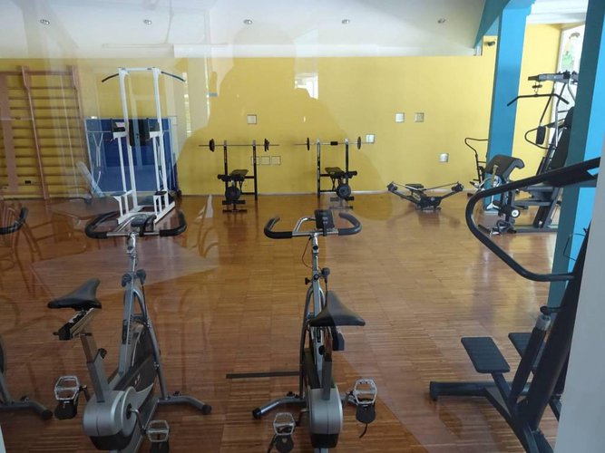 Prestigiosa Villa con piscina,palestra,campi tennis,calcio Brembate di Sopra