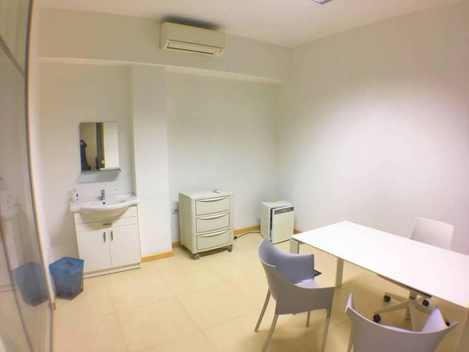 Negozio ideale ad uso studio medico Bergamo