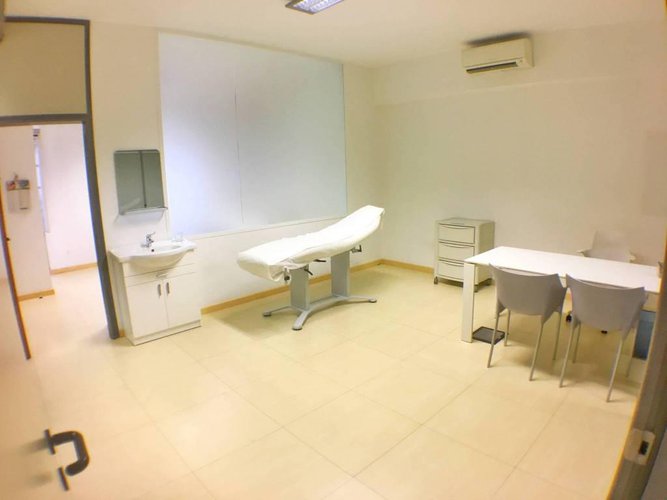Negozio ideale ad uso studio medico Bergamo