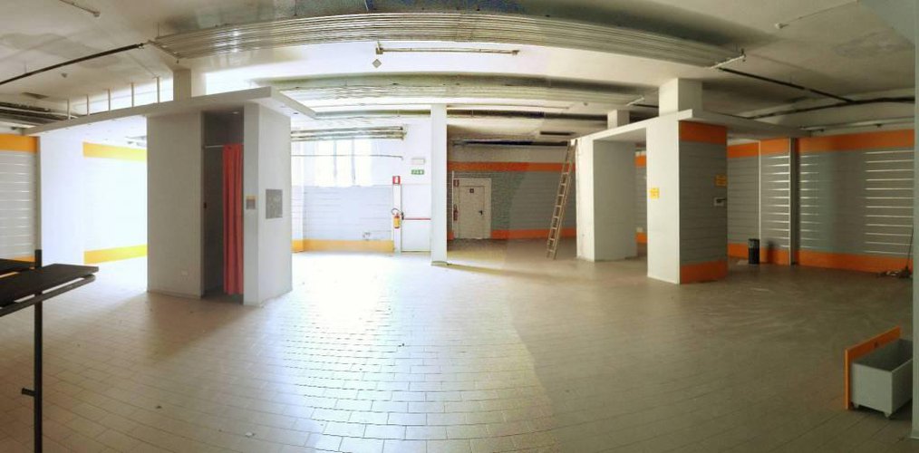 Bergamo Negozio di 1.000Mq con 1.000Mq di parcheggio Bergamo