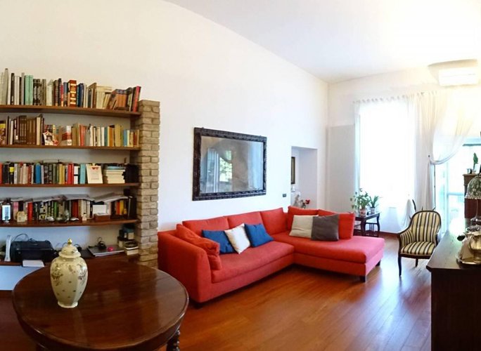 Elegante appartamento di 275mq in casa d'epoca Bergamo