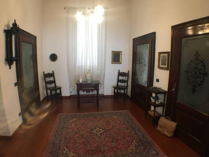 Elegante appartamento di 275mq in casa d'epoca Bergamo