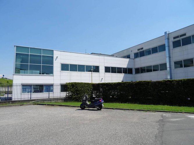Ufficio di 500mq vicino ad aereoporto e autostrada Orio al Serio