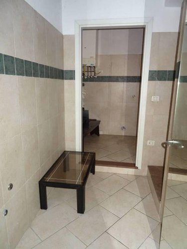 Negozio/Ufficio di 120mq con 3 vetrine zona Piazzale Oberdan Bergamo