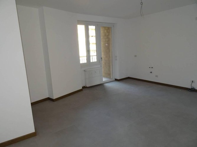 Quadrilocale 240 mq tutto ristrutturato zona centralissima Bergamo