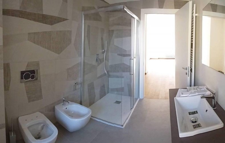 Quadrilocale 240 mq tutto ristrutturato zona centralissima Bergamo