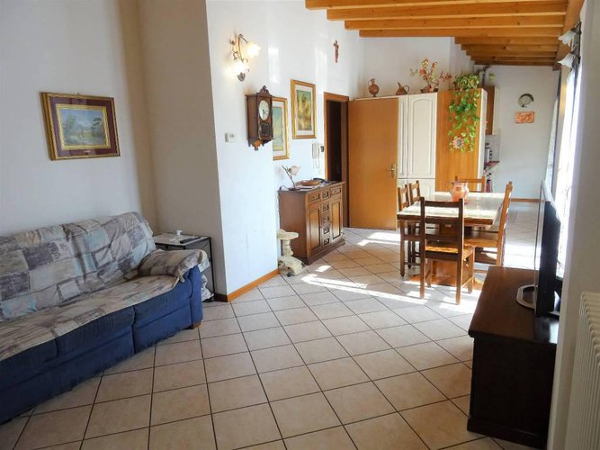 Alzano Lombardo Quadrilocale 130mq ultimo piano Alzano Lombardo