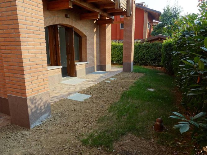 Brusaporto NUOVO TRILOCALE CON GIARDINO PRIVATO DI 150MQ Brusaporto
