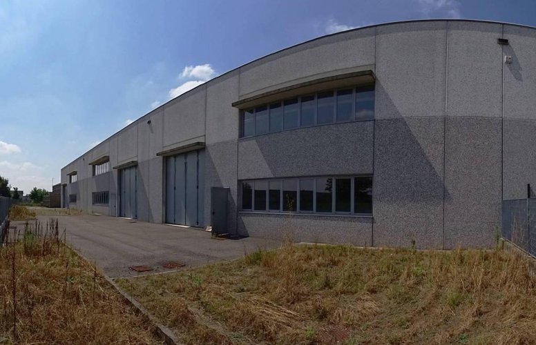 LALLIO CAPANNONE DI RECENTISSIMA COSTRUZIONE 800MQ Lallio