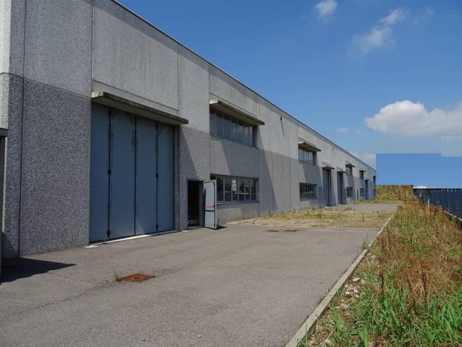 LALLIO CAPANNONE DI RECENTISSIMA COSTRUZIONE 2400MQ Lallio