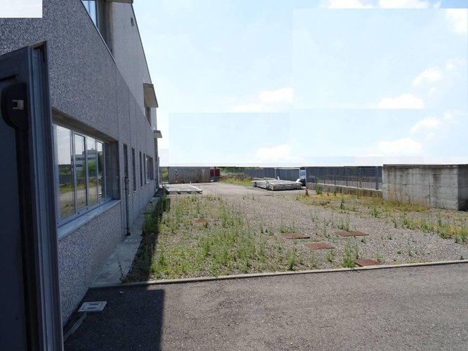 LALLIO CAPANNONE DI RECENTISSIMA COSTRUZIONE 2400MQ Lallio