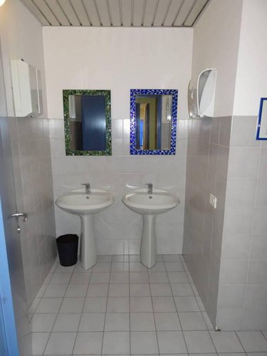 Curno in via Bergamo un ufficio di 200mq totalmente arredato Curno