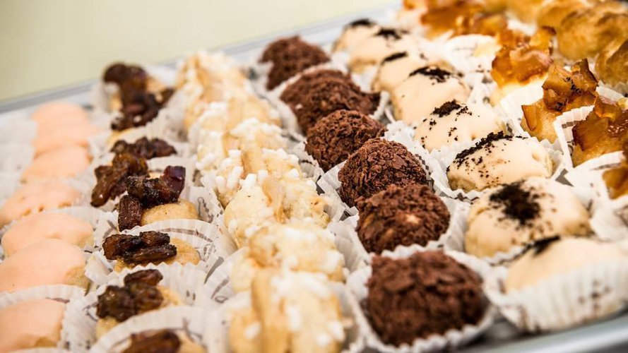 Negozio 450mq con unica vetrata di 20 ml frontestrada Bonate Sopra