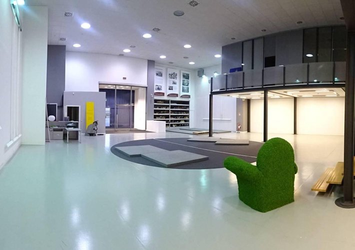 Negozio 1056 Mq Orio Al Serio con visibilità dall'autostrad Orio al Serio