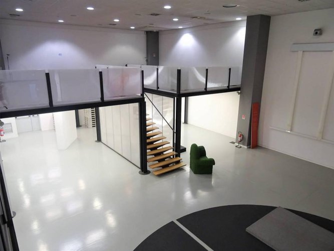 Negozio 1056 Mq Orio Al Serio con visibilità dall'autostrad Orio al Serio