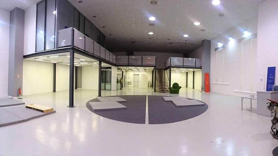 Negozio 1056 Mq Orio Al Serio con visibilità dall'autostrad Orio al Serio