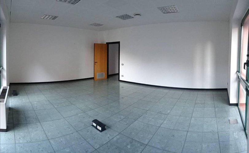 Via Camozzi Ufficio di 460 Mq Bergamo