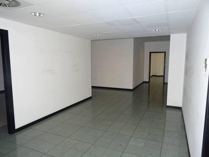 Via Camozzi Ufficio di 460 Mq Bergamo