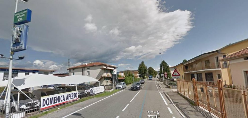 Albano S. Alessandro negozio 180mq con piazzale di 600mq Albano Sant'Alessandro