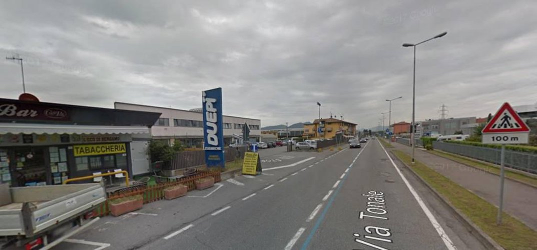 Albano S. Alessandro negozio 180mq con piazzale di 600mq Albano Sant'Alessandro