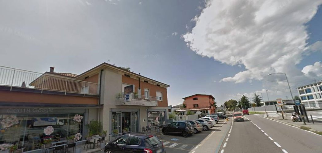 Albano S. Alessandro negozio 180mq con piazzale di 600mq Albano Sant'Alessandro