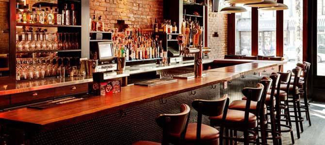 Negozio 100mq con unica vetrata di 10 ml frontestrada Bonate Sopra