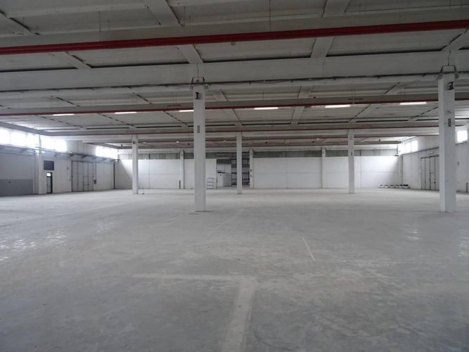 Zona industriale capannone di 4.400mq Lallio