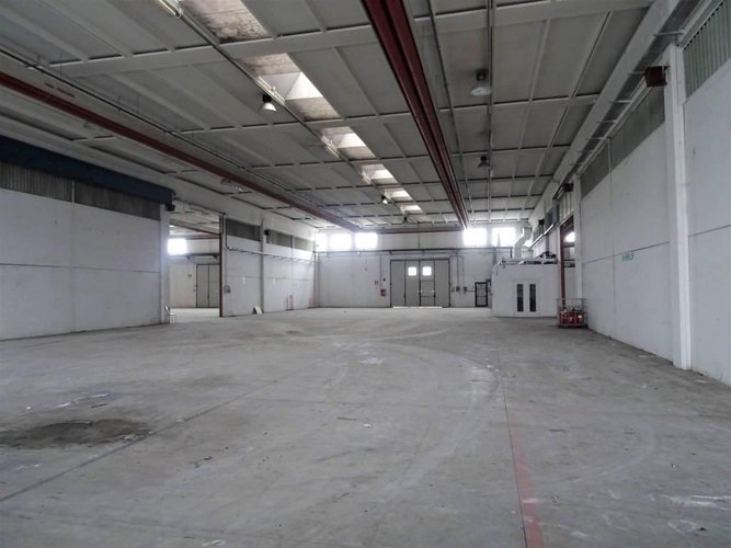 Zona industriale capannone di 4.400mq Lallio