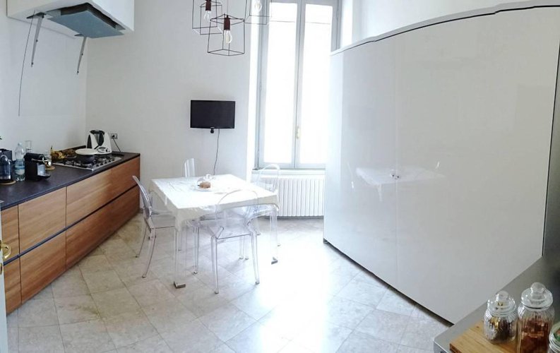 Quadrilocale di 250 mq con posto auto in zona centralissima Bergamo